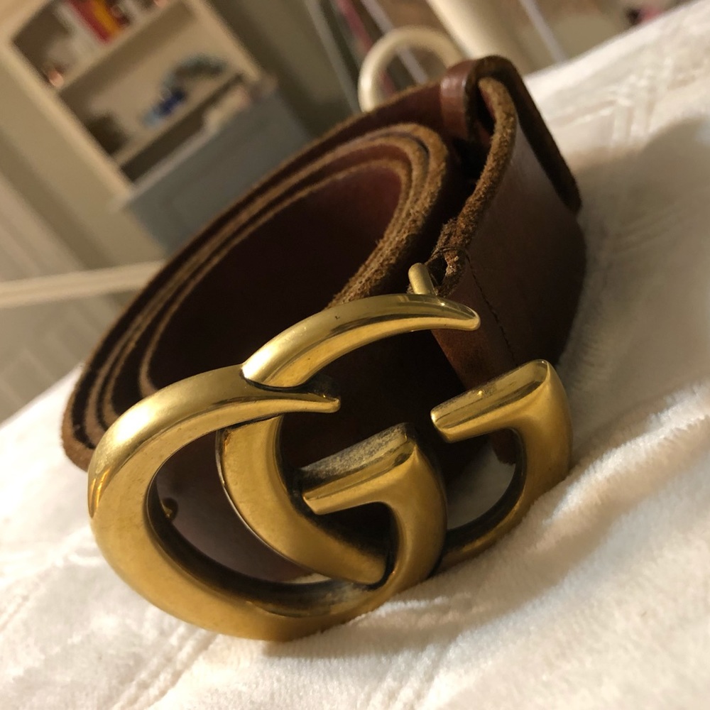 Gucci leather belt with double G buckle